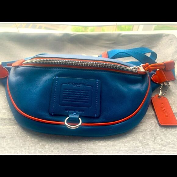 Classic Vintage Coach Fanny Pack - Picture 1 of 6